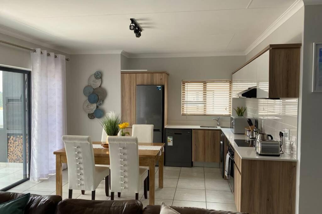 Pretoria-NoordPenthouse 172 At The Blyde Crystal Lagoonアパートメント エクステリア 写真